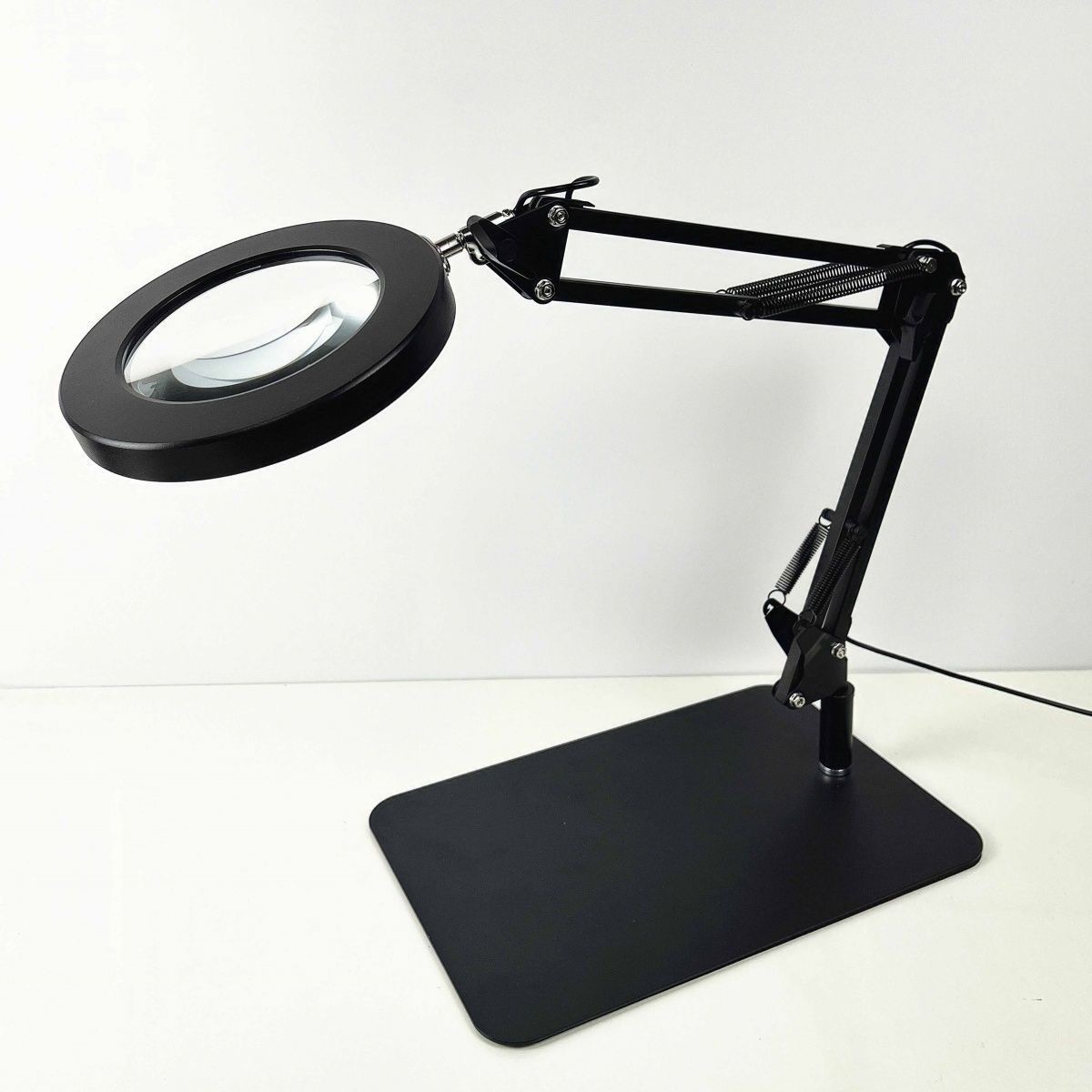 Desktop 30x magnifying glass
