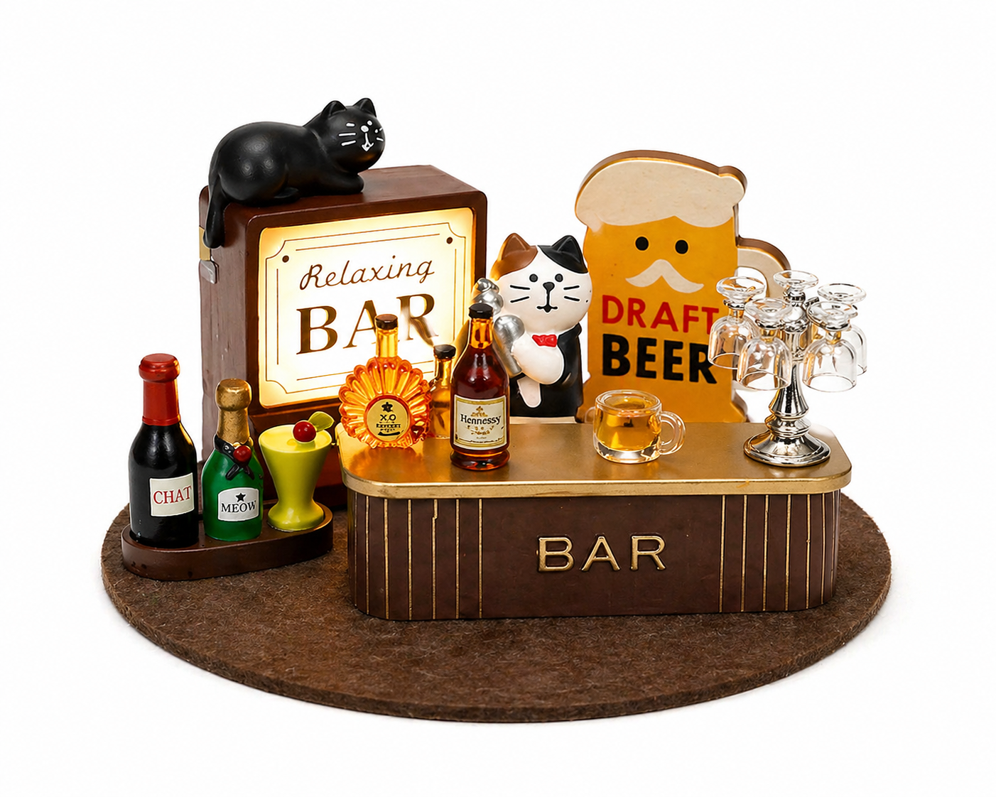 “Whimsical Bar Decor – Miniature Bar Counter with LED Light, Resin & Wood Drink Figurines, Perfect for Home Bar or Pub Decoration