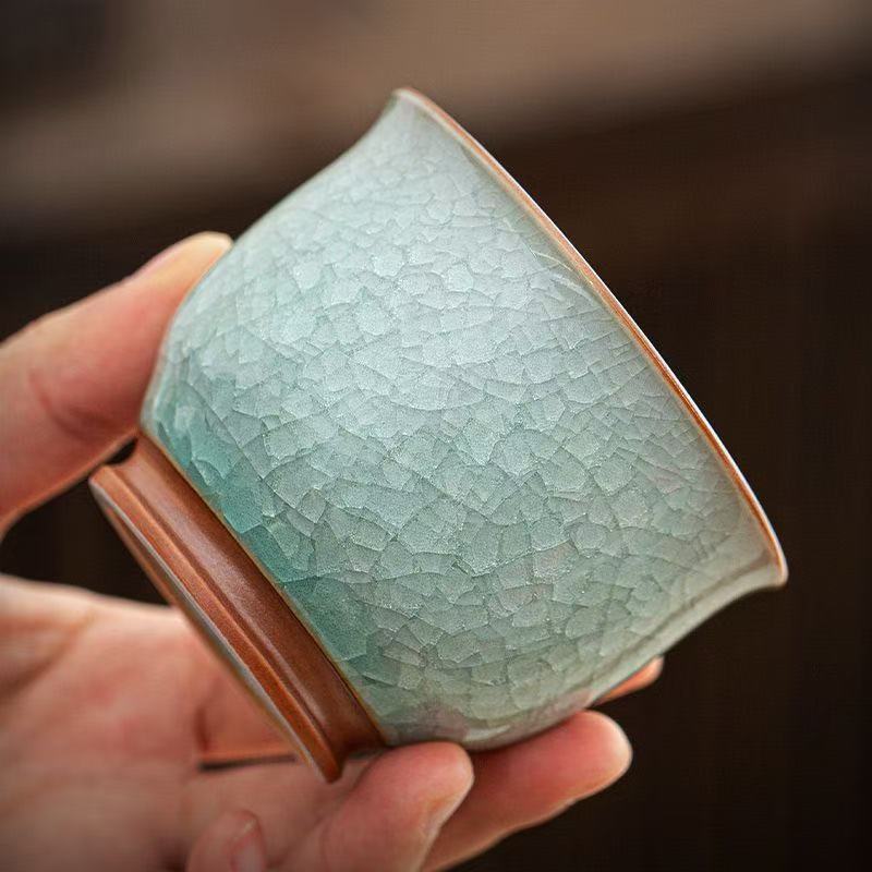 Authentic Ru Kiln Craftsmanship Classic Ru kiln ceramic with elegant glaze, inheriting traditional Chinese ceramic art.